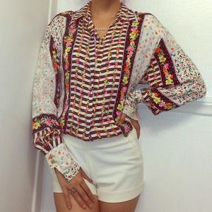 Vintage silk button up 🌷