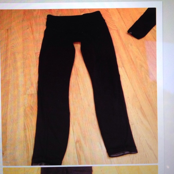 Pace Run Tights sold to @outofcontrol414