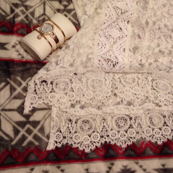 2xHP🎉 Miss Me Lace Top - Picture 2 of 4