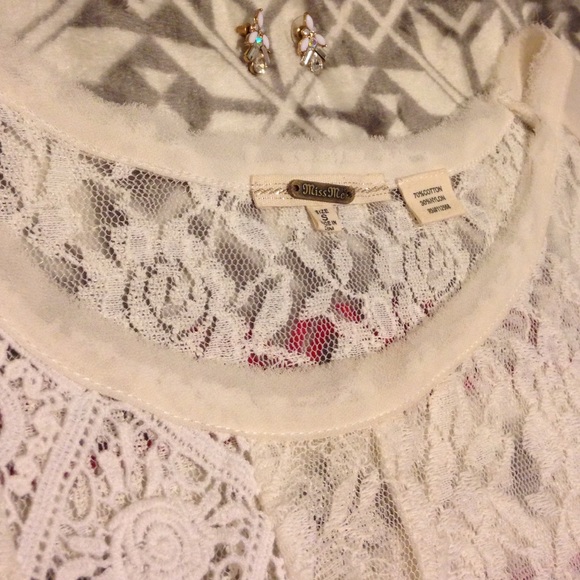 2xHP🎉 Miss Me Lace Top - Picture 3 of 4