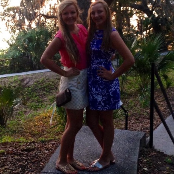 Meet your seller!! ❤️👸👑 - Picture 3 of 4