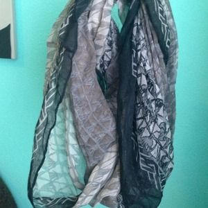 Infinity scarf