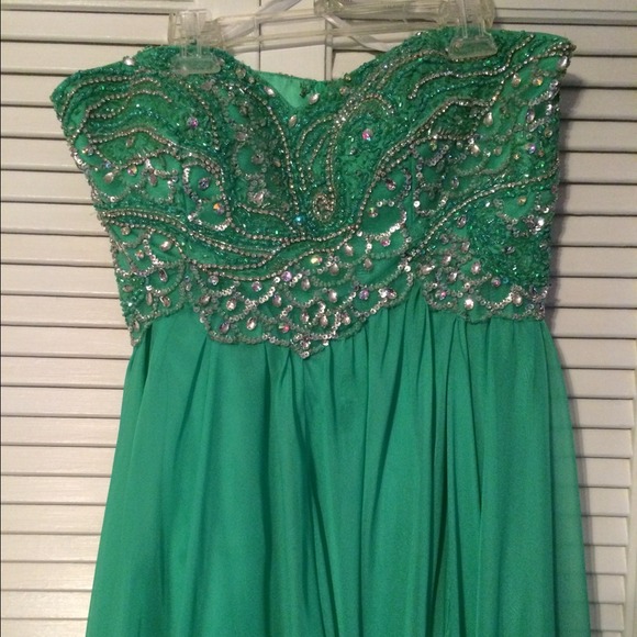 Sherri Hill Prom Dress (style #3874)
