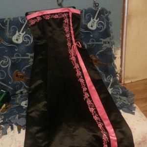Black and pink oriental prom dress