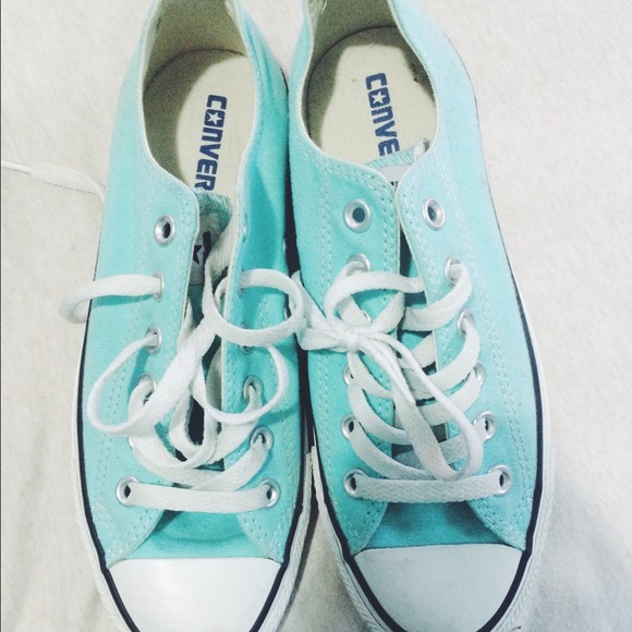 Mint Converse