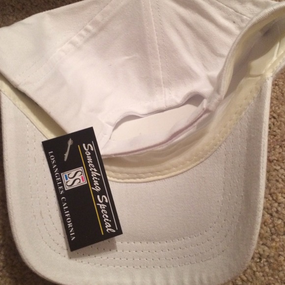 Pink ribbon rhinestone hat - Picture 3 of 3