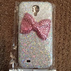 BRAND NEW Samsung Galaxy S4 bow/bling case
