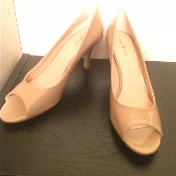 Cole Haan Air Lainey Pump in Sandstone Patent