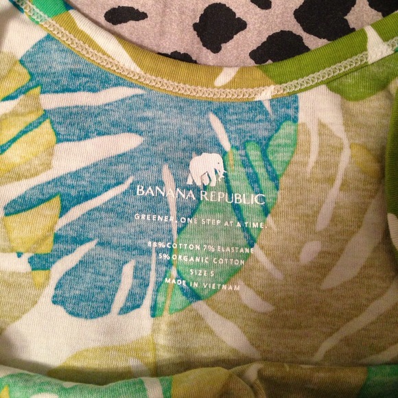 Banana Republic Tank - Picture 3 of 3