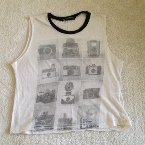 🌺Brandy Melville muscle tee🌺