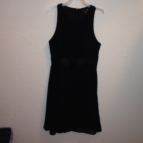 Forever 21 Dresses & Skirts - Black dress
