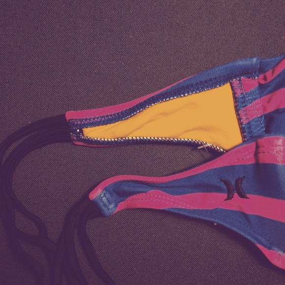 bandeau swim top • hurley - Picture 2 of 2