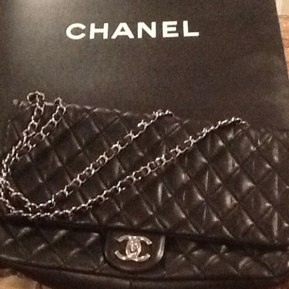 Chanel purse