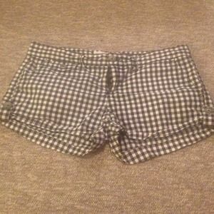 Aeropostale black&white checkered shorts