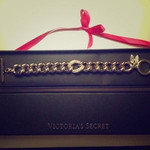 Gold VS bracelet