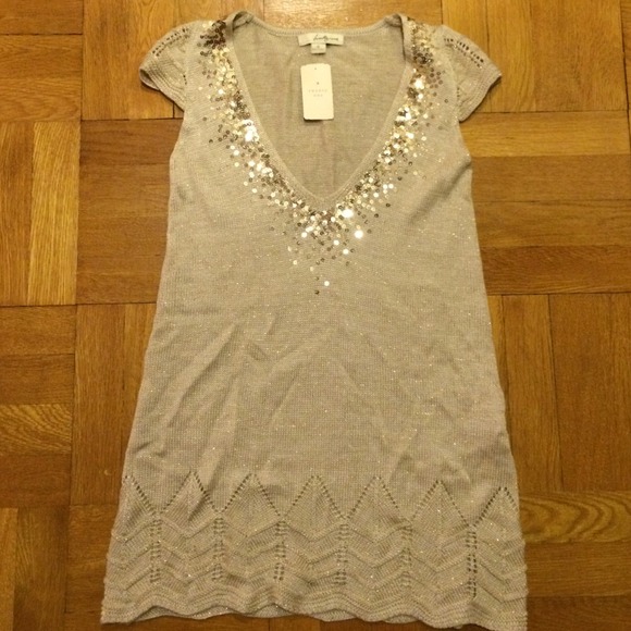 HOLIDAY TOP 🌟✨ Gold sweater top NWT