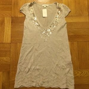 HOLIDAY TOP 🌟✨ Gold sweater top NWT