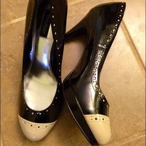 WHBM Classic Pumps - Reposh