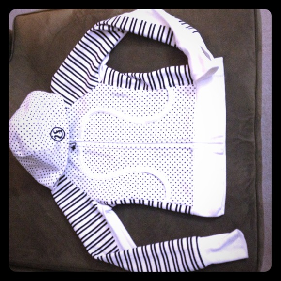 Scuba hoodie size 8