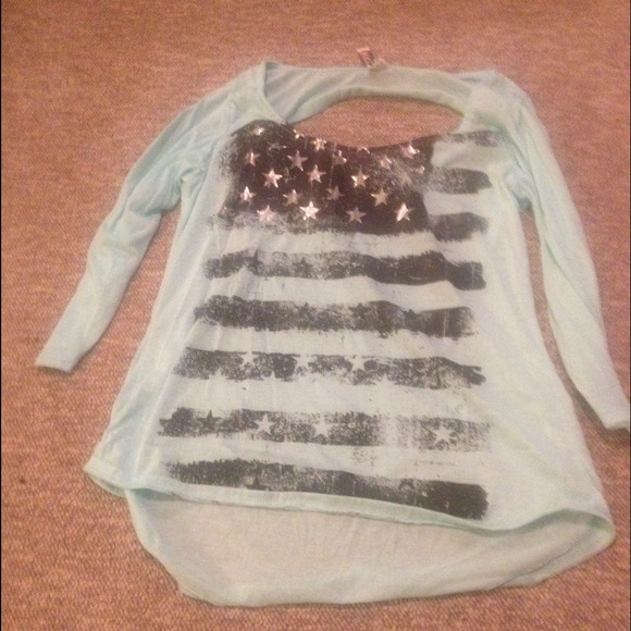 Hi-low shirt🇺🇸 NWOT - Picture 1 of 2