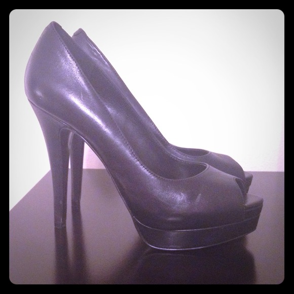 Peep Toe Pumps