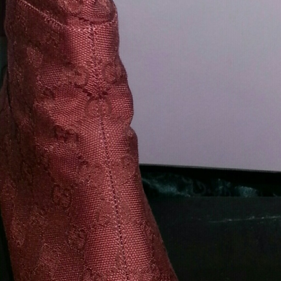 Authentic Gucci boots and handbag