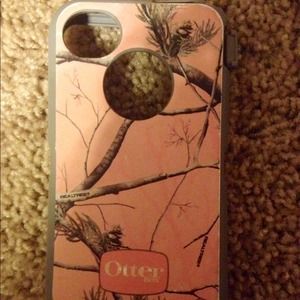 iPhone 4/4s Pink Camo Otter Box