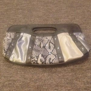 Cute hand bag! 👛