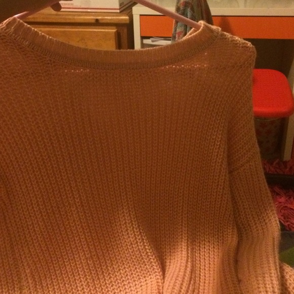 ๐ซSOLD๐ซLight pink knit sweater - Picture 2 of 3