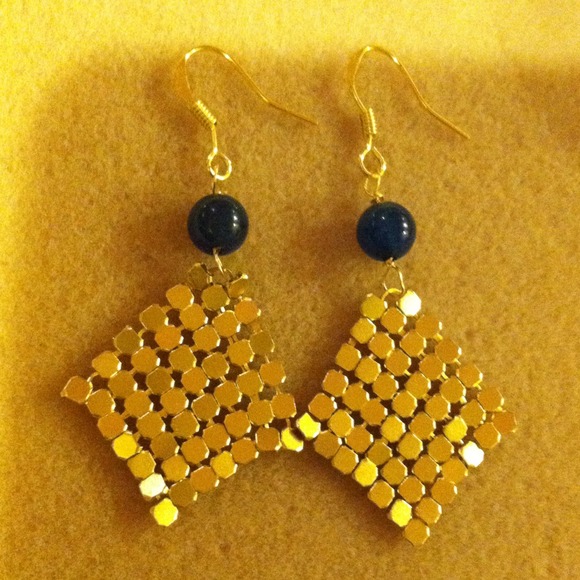 Metal mesh earrings - Picture 1 of 1