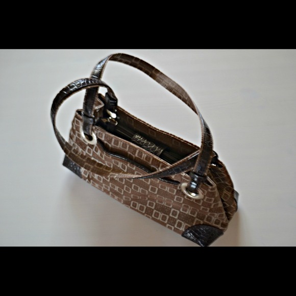 Worthington Handbag with Change Purse Included