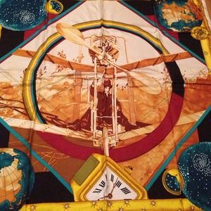 Classic scarf!  Never used!!!