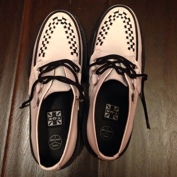Creepers,never worn.size 5 mens.