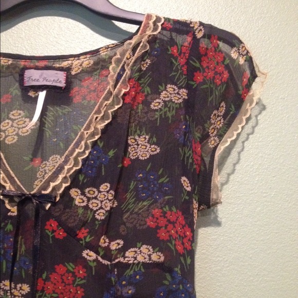 SOLD Free People Vintage Floral Dress - Picture 3 of 4