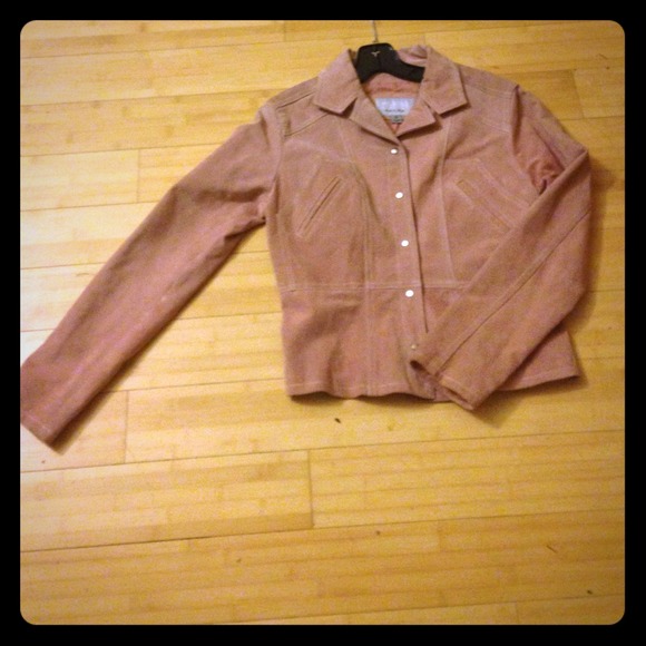 ♦️rose pink leather jacket♦️