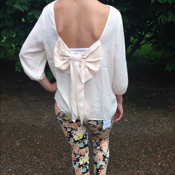 🔥sale Last chance ❣ chiffon bow back top blush