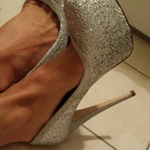 ALDO Sparkly silver heels - Picture 3 of 4