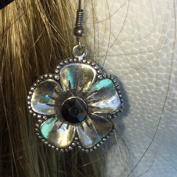 Super cute earrings