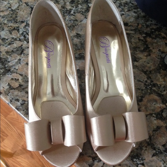 Champagne wedding shoes