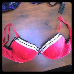 Victoria's Secret bra 34c