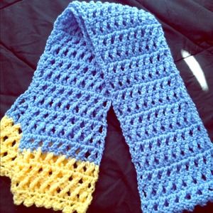 Periwinkle and yellow scallop edge crochet scarf