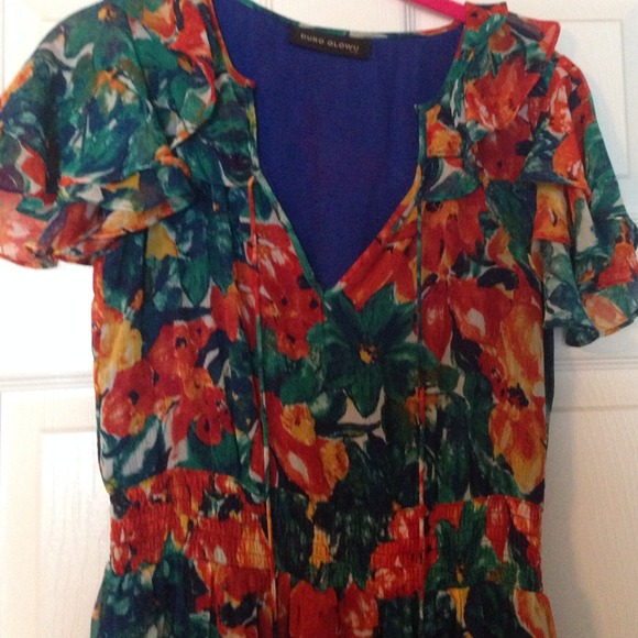 Dress - Picture 2 of 2