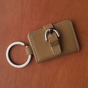 💕RARE FIND💕 Retired COACH Photo Key Chain - Nude