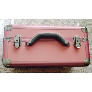 Freelance makeup case