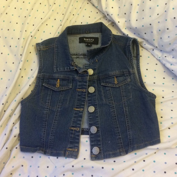 Sleeveless jean jacket