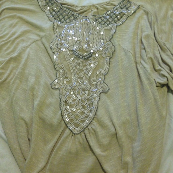 Shirt - Picture 2 of 2