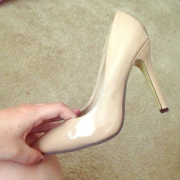 Tan heels