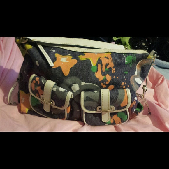 Dooney and Bourke bag