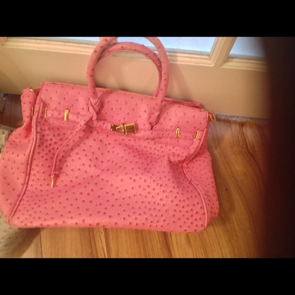 Totes - Picture 4 of 4