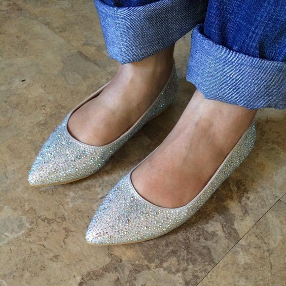 Anna Nucci crystal flats